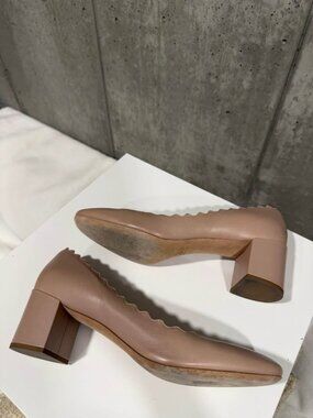 Chloé Lauren Scalloped Block Heel Pumps